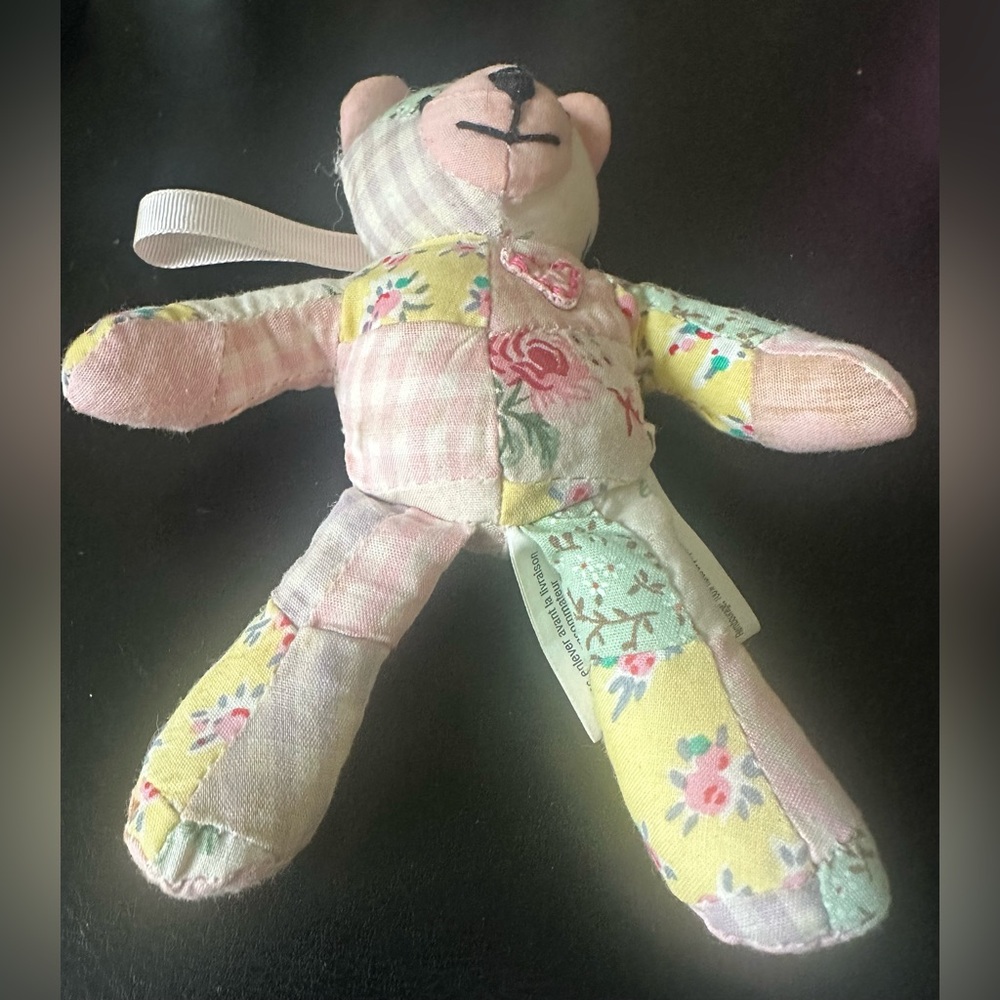 Vintage Pottery Barn Patchwork Bear “A Bear With A Heart” Diane Gard Original - Picture 4 of 5